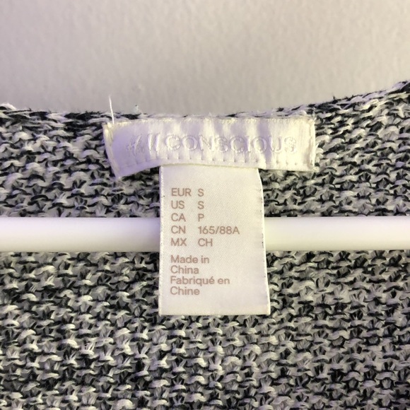 H&M gray sweater - Picture 3 of 4